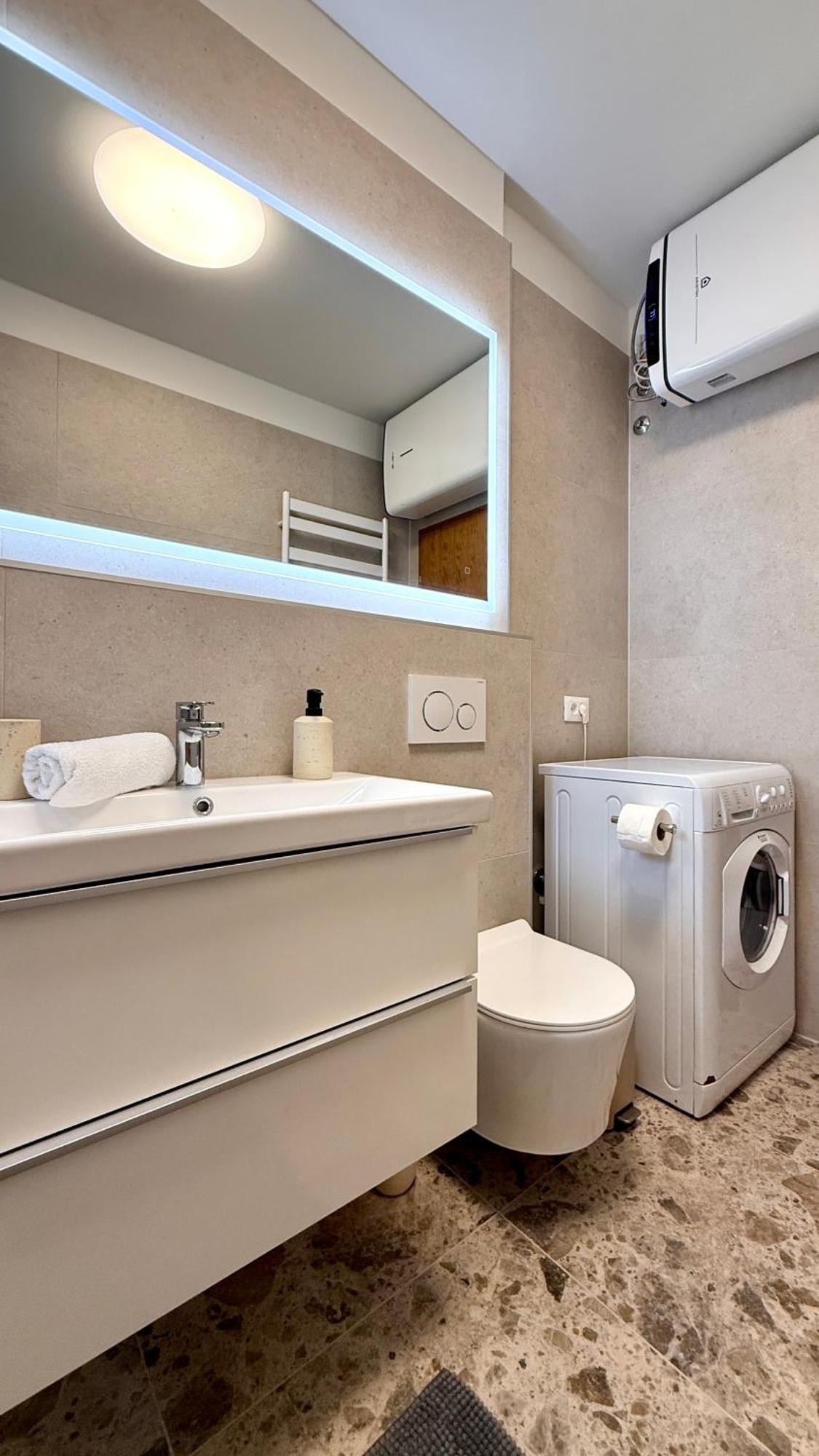 Luxurious Apartment With Private Garden Split Bagian luar foto