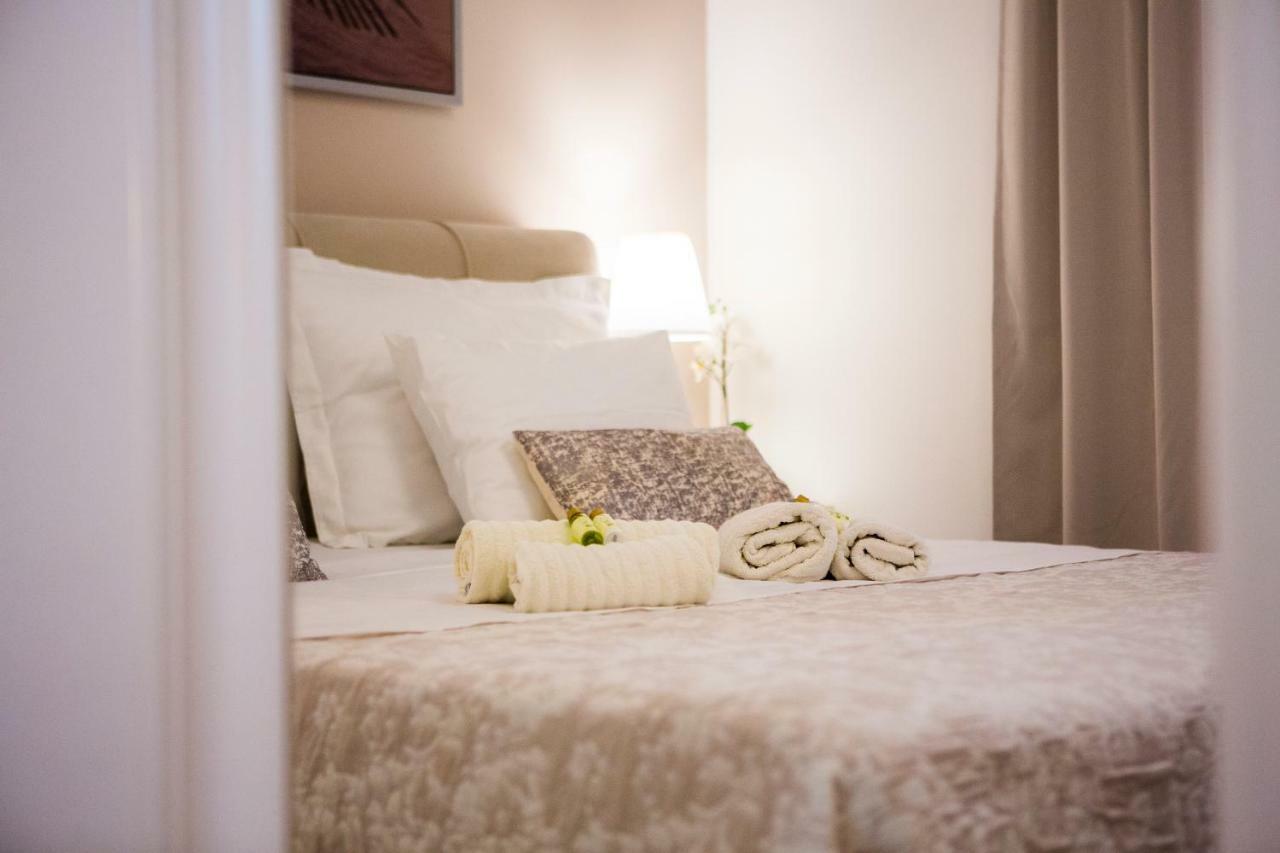 Luxurious Apartment With Private Garden Split Bagian luar foto